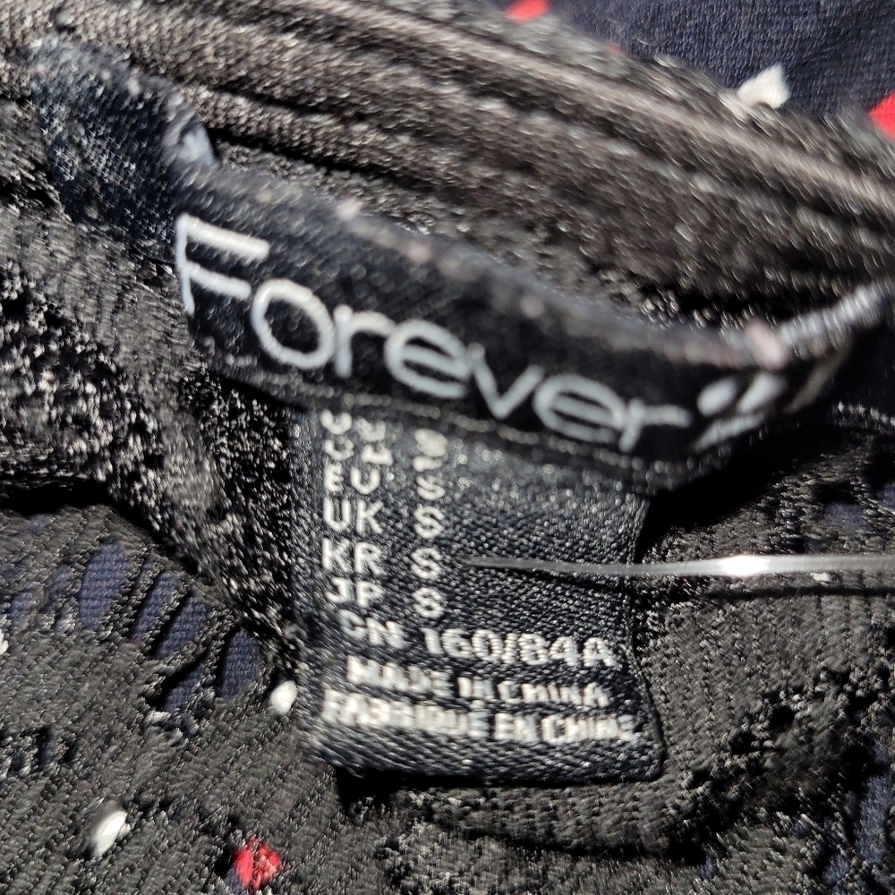 Forever 21 - Picture 3 of 3